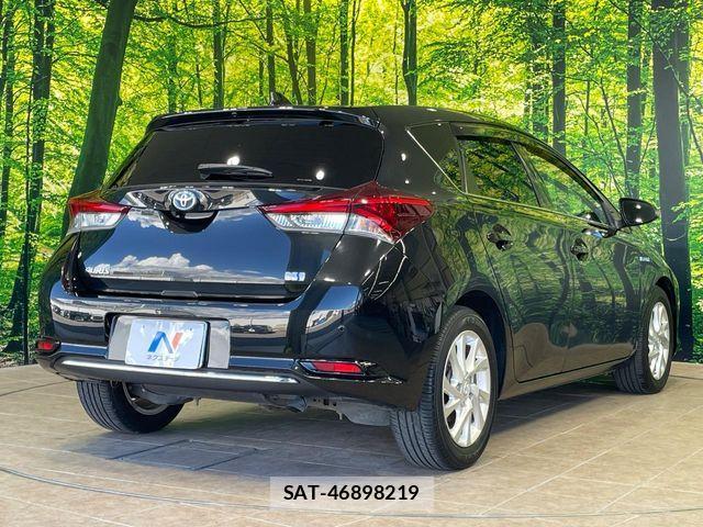 Toyota AURIS 2016-05 8334983-17