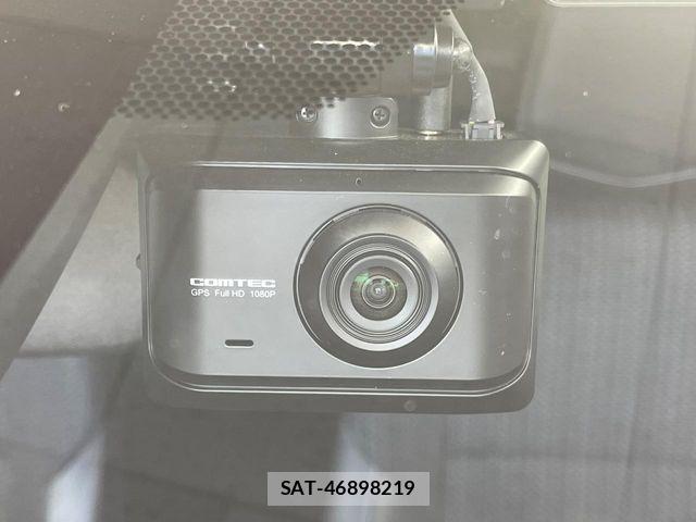 Toyota AURIS 2016-05 8334983-7