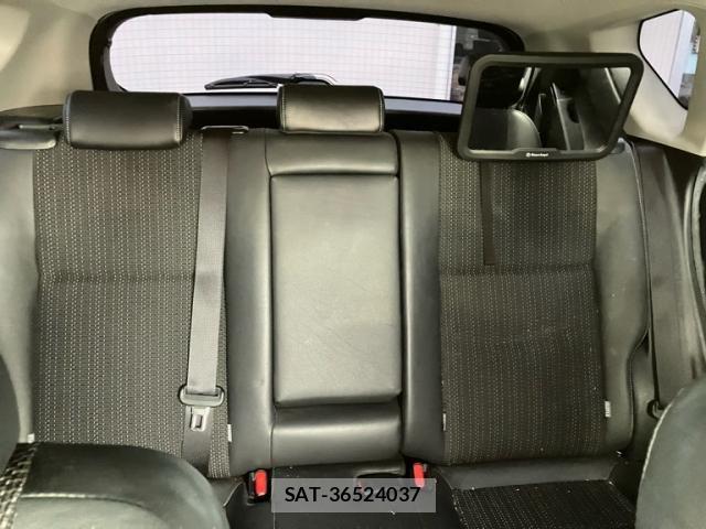 Toyota AURIS 2016-05 8364875-23