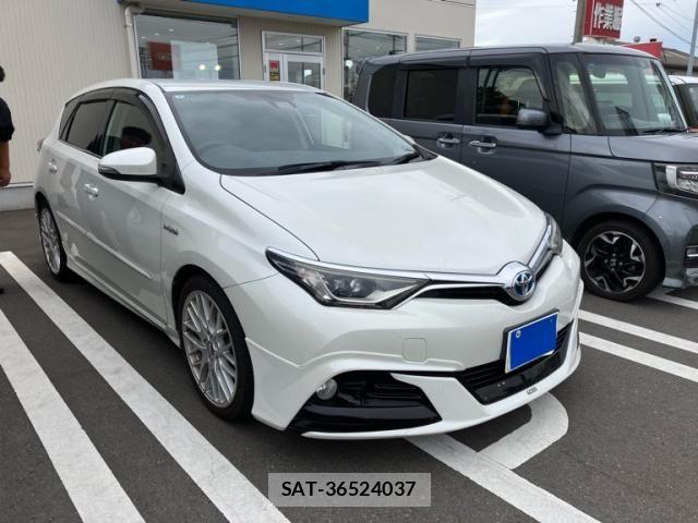 Toyota AURIS 2016-05 8364875-2