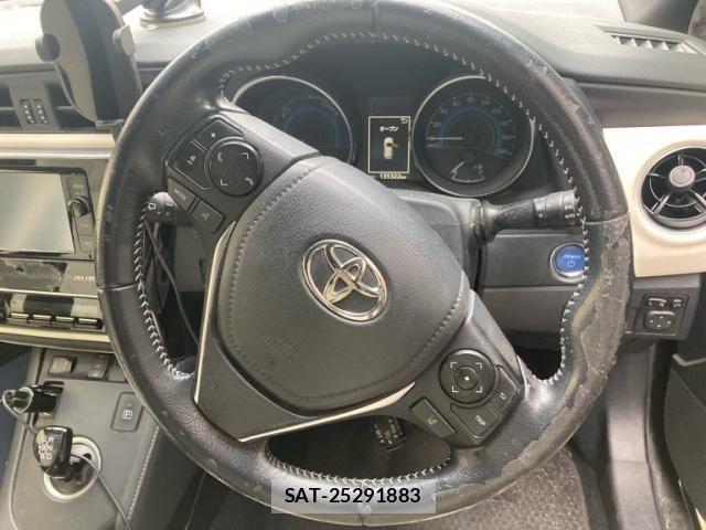 Toyota AURIS 2016-07 8523680-11