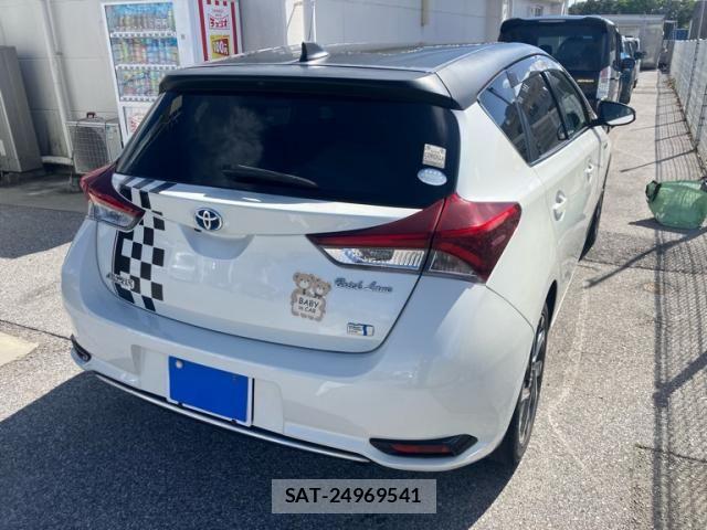 Toyota AURIS 2016-07 8658124-2