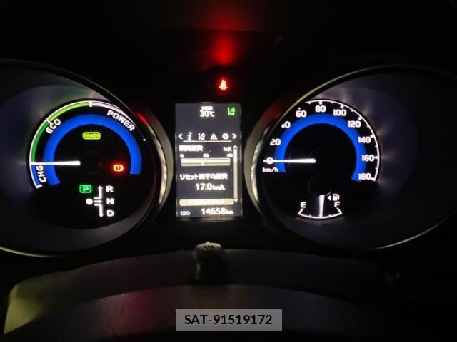 Toyota AURIS 2016-09 8740734-16