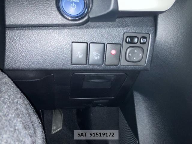 Toyota AURIS 2016-09 8740734-18
