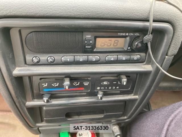Nissan AVENIR 1993-10 7215134-9