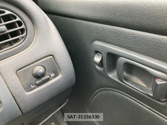 Nissan AVENIR 1993-10 7215134-11