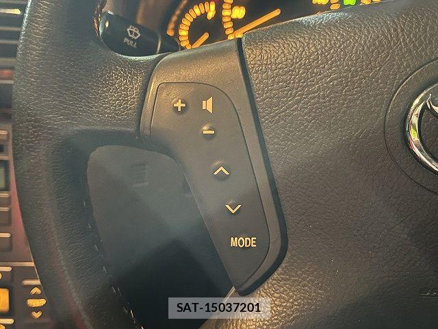 Toyota AVENSIS 2004-04 7215135-17