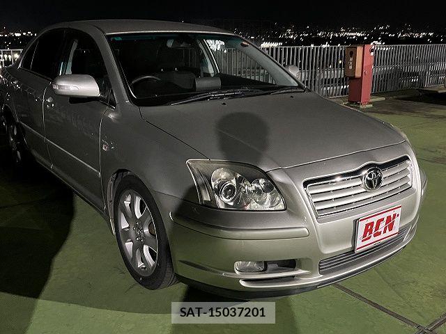 Toyota AVENSIS 2004-04 7215135-6