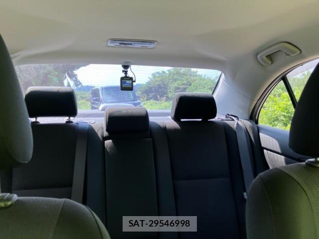 Toyota AVENSIS 2009-04 8625909-9