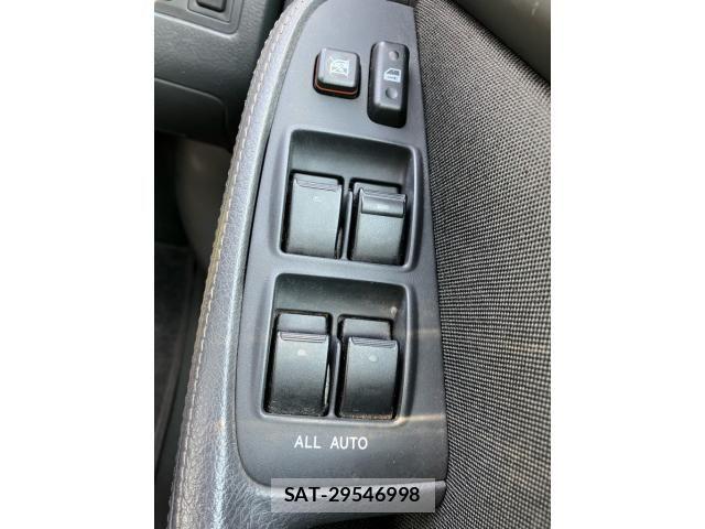 Toyota AVENSIS 2009-04 8625909-12