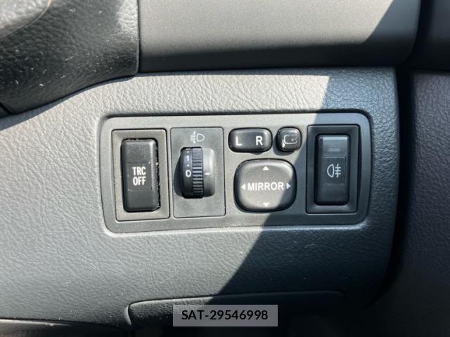 Toyota AVENSIS 2009-04 8625909-13