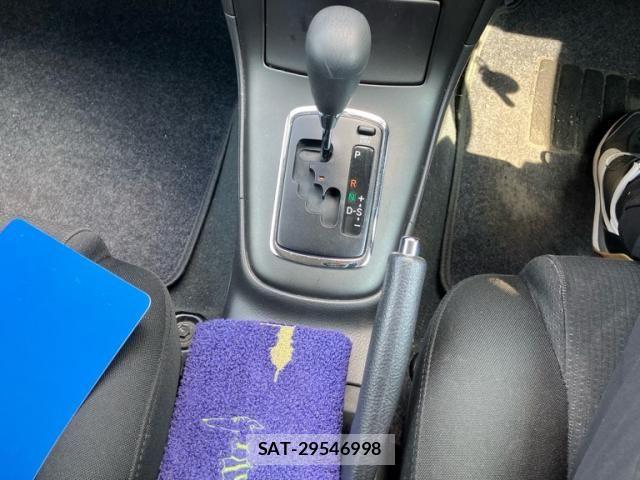 Toyota AVENSIS 2009-04 8625909-15