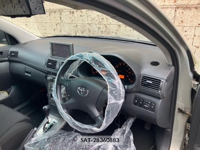 Toyota AVENSIS 2003-12 8658125-10