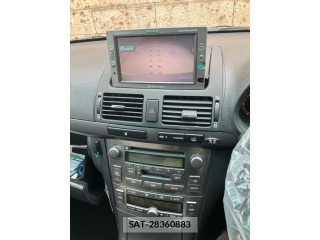 Toyota AVENSIS 2003-12 8658125-21