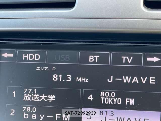Toyota AVENSIS WAGON 2013-03 1421496-18