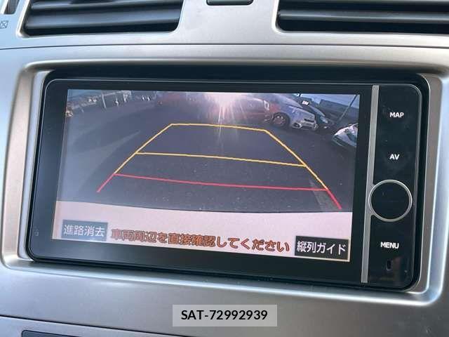 Toyota AVENSIS WAGON 2013-03 1421496-3