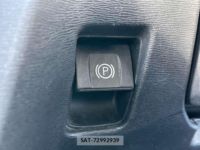 Toyota AVENSIS WAGON 2013-03 1421496-5