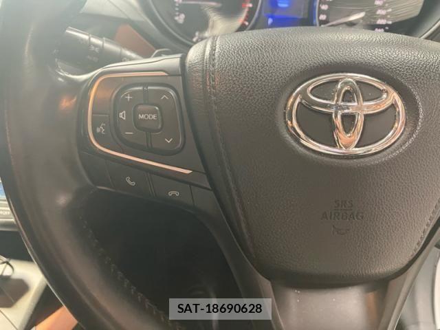 Toyota AVENSIS WAGON 2017-07 7215140-17