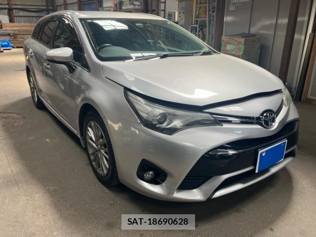 Toyota AVENSIS WAGON 2017-07 7215140-1
