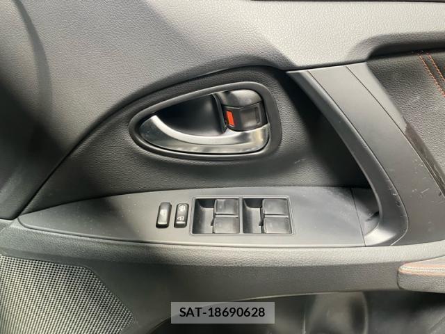 Toyota AVENSIS WAGON 2017-07 7215140-20