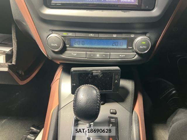 Toyota AVENSIS WAGON 2017-07 7215140-24