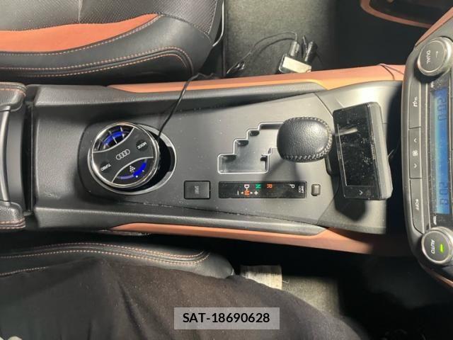 Toyota AVENSIS WAGON 2017-07 7215140-25