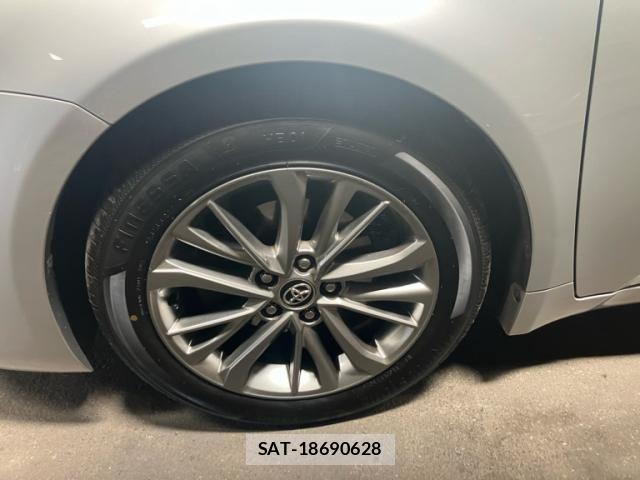 Toyota AVENSIS WAGON 2017-07 7215140-7
