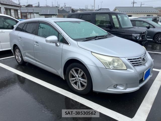 Toyota AVENSIS WAGON 2011-11 7249866-2