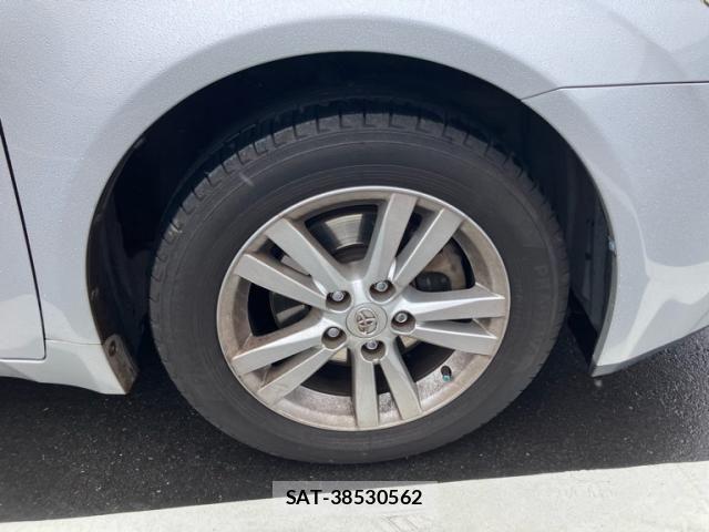 Toyota AVENSIS WAGON 2011-11 7249866-3