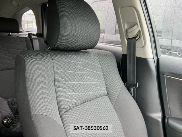 Toyota AVENSIS WAGON 2011-11 7249866-8