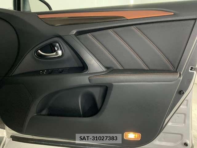 Toyota AVENSIS WAGON 2016-01 7391435-13