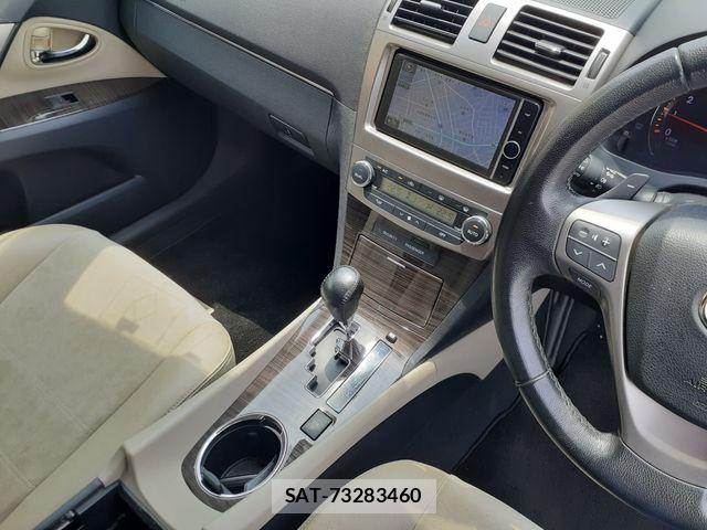 Toyota AVENSIS WAGON 2014-01 7721136-19