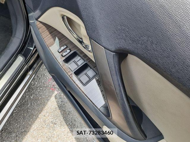 Toyota AVENSIS WAGON 2014-01 7721136-27