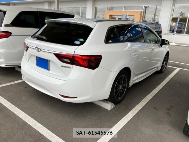 Toyota AVENSIS WAGON 2016-04 7875405-5