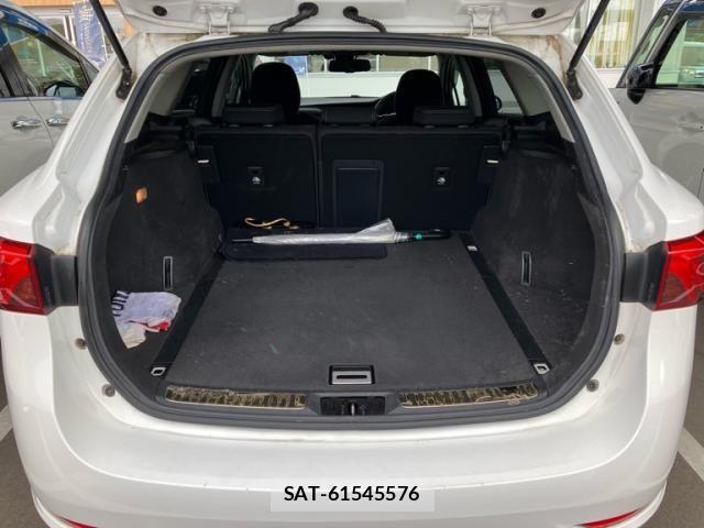 Toyota AVENSIS WAGON 2016-04 7875405-6