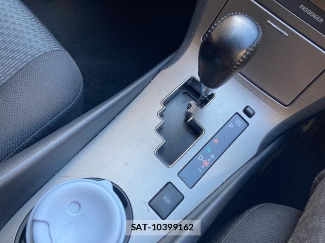 Toyota AVENSIS WAGON 2012-03 7978578-14