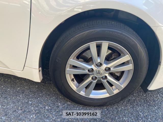 Toyota AVENSIS WAGON 2012-03 7978578-3