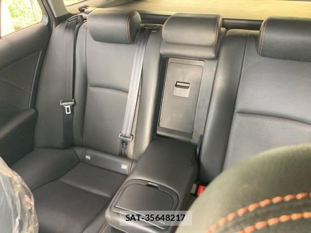 Toyota AVENSIS WAGON 2016-07 8034512-14
