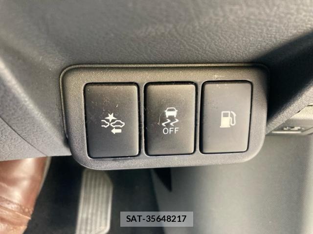 Toyota AVENSIS WAGON 2016-07 8034512-16