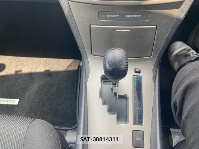 Toyota AVENSIS WAGON 2011-11 8034514-16
