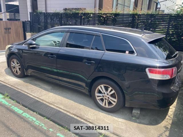 Toyota AVENSIS WAGON 2011-11 8034514-2