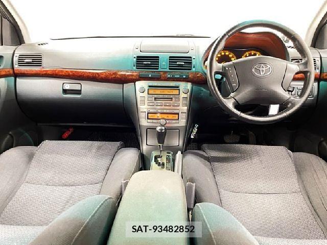 Toyota AVENSIS WAGON 2005-09 8129106-1