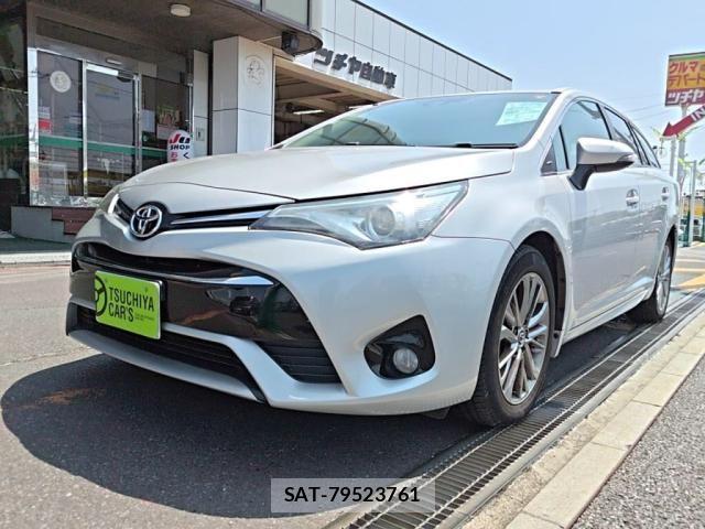 Toyota AVENSIS WAGON 2018-06 8313220-0