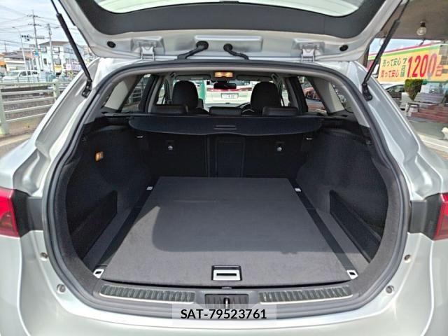 Toyota AVENSIS WAGON 2018-06 8313220-24