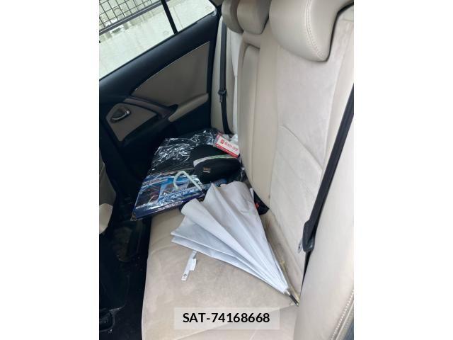 Toyota AVENSIS WAGON 2013-08 8313223-12