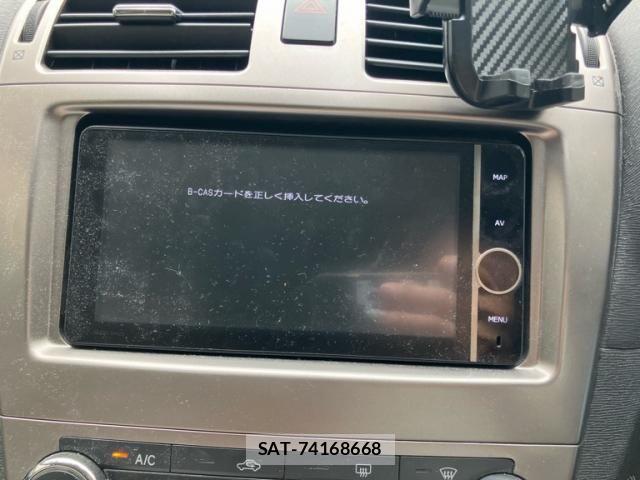 Toyota AVENSIS WAGON 2013-08 8313223-27