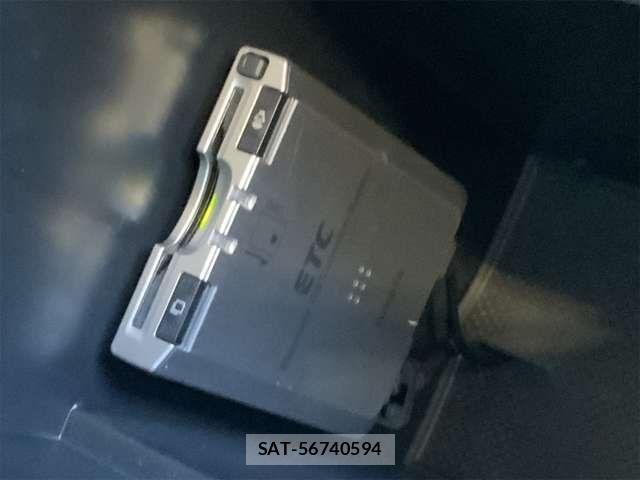 Toyota AVENSIS WAGON 2014-01 8437948-3