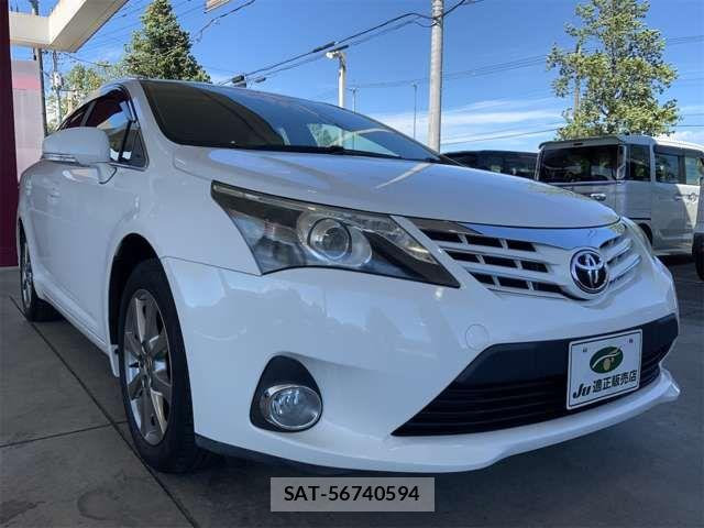 Toyota AVENSIS WAGON 2014-01 8437948-5
