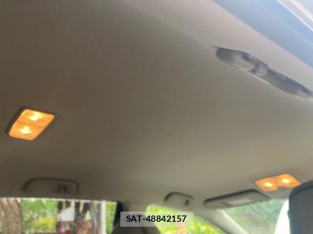 Toyota AVENSIS WAGON 2014-03 8658129-15