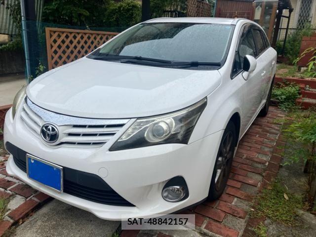Toyota AVENSIS WAGON 2014-03 8658129-1